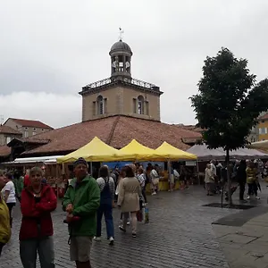 Au Village Mourvilles-Hautes